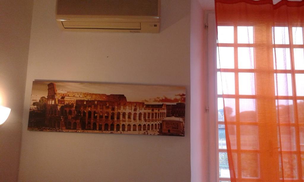Accommodation Roma Imperiale Zewnętrze zdjęcie