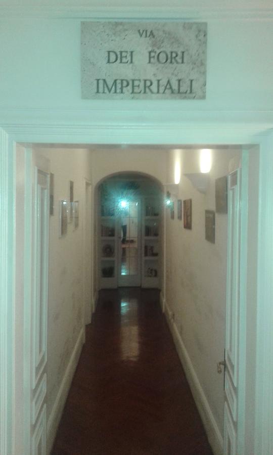 Accommodation Roma Imperiale Zewnętrze zdjęcie