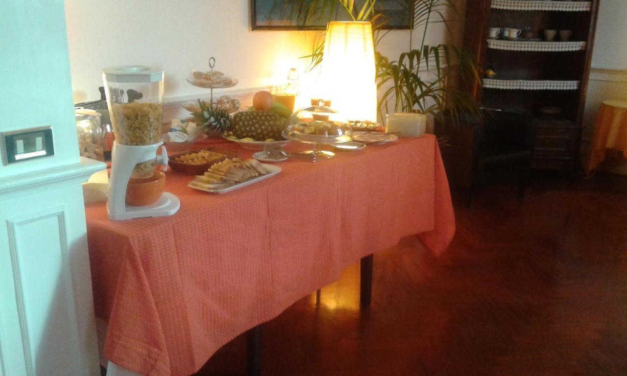 Accommodation Roma Imperiale Zewnętrze zdjęcie